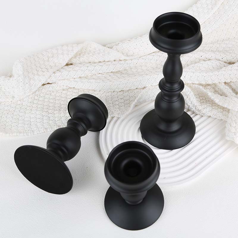 Nordic European Romantic Black Iron Candlestick Candelabrum Table Decoration Home Wedding Gift Candle Stand for Pillar Candle 