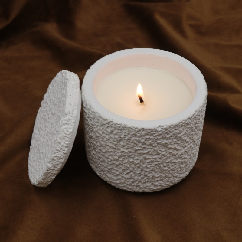 Wholesale Unique  Luxury Candle Bowl Small Ceramic Candle Jars with Soy Wax  Scented Candles 