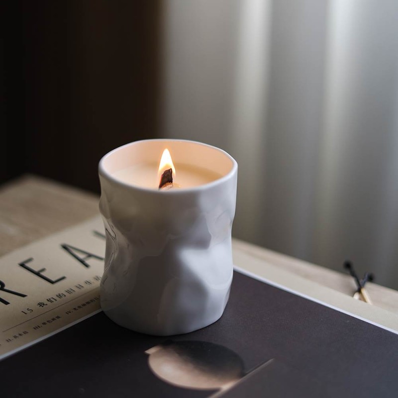 Wholesale Luxury High Quality Crinkled Textured Candle Jar Private Label Scented Ceramic Candle