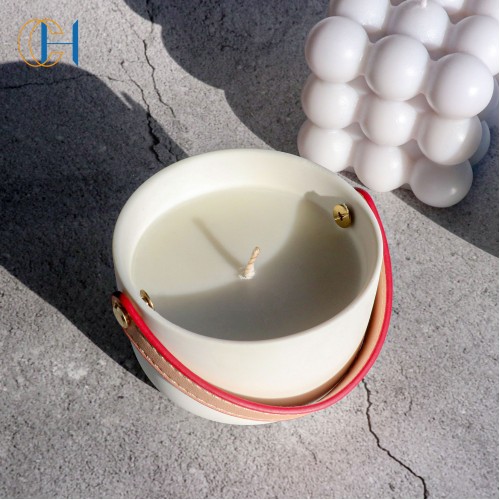 Wholesale New Arrival Luxury Ceramic Unique Design PU Leather Handle Rope Scented Candle Jar with Healing Gemstone Crystal