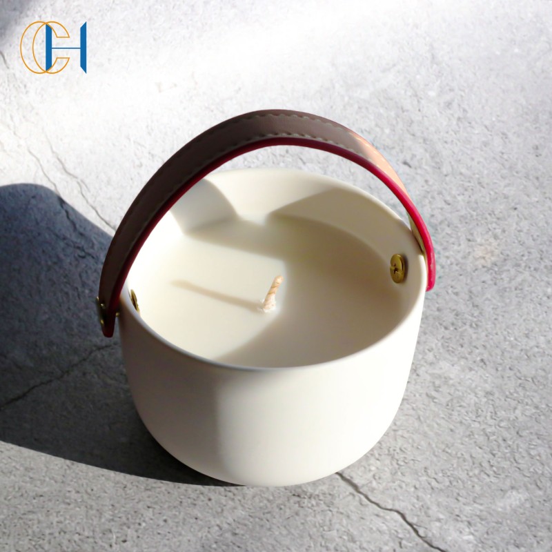 Wholesale New Arrival Luxury Ceramic Unique Design PU Leather Handle Rope Scented Candle Jar with Healing Gemstone Crystal 