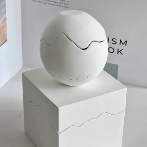 Explosive Egg-shaped Cement Pot Candles With Customized Packaging and Logo