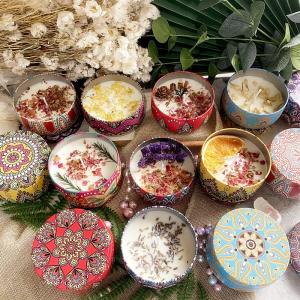 Tinplate Soy Wax Candle Customized Crystal Dried Flower Scented Candles 